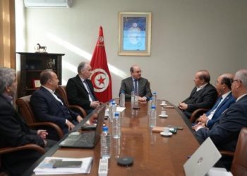 مشروع ‘كوستا كوراليس’ بطبرقة محور جلسة عمل بوزارة السياحة