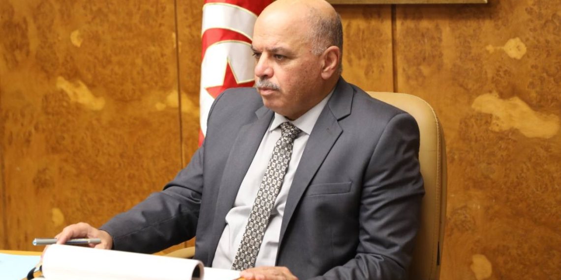 وزير النقل: تونس ماضية قدما في تجسيم مشروع الميناء بالمياه العميقة بالنفيضة