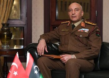رئيس الوزراء الليبي يؤكد وفاة قائد الجيش الليبي وأربعة آخرين في حادث تحطم طائرة في تركيا