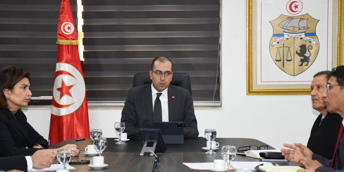 وزارة الصناعة: جلسة عمل حول تأمين التزود بالمحروقات