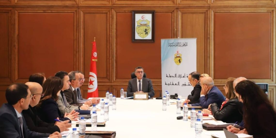 توظيف العقارات الدولية لفائدة مشاريع إنتاج الكهرباء من الطاقات المتجدّدة محور اجتماع بوزارة أملاك الدولة