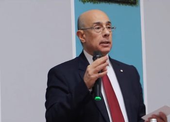 وزير الدفاع الوطني في زيارة إلى القاعدة العسكرية بكندار