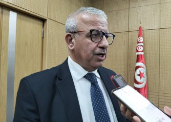 مدير عام بورصة تونس: “لا بدّ من إقرار إجبارية الادراج لهذا الصنف من الشركات”