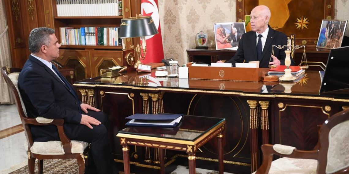 رئيس الجمهورية: “من غير المقبول أن أتدخل في كلّ مرّة لتوجيه المسؤولين الجهويّين أو المحليّين”