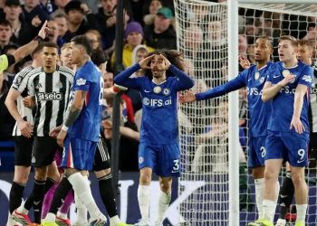 عقوبات قاسية على تشيلسي بسبب مخالفات لقواعد الدوري الإنجليزي