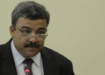 بدر الدين القمودي: “ندعم مشاريع الطاقات المتجددة الدافغة للاقتصاد الوطني