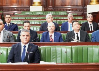وزير الداخلية: تونس نجحت في إدارة ملف المهاجرين غير النظاميين