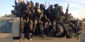 مسلحون يقتلون 11 شخصا ويحرقون منازل في نيجيريا