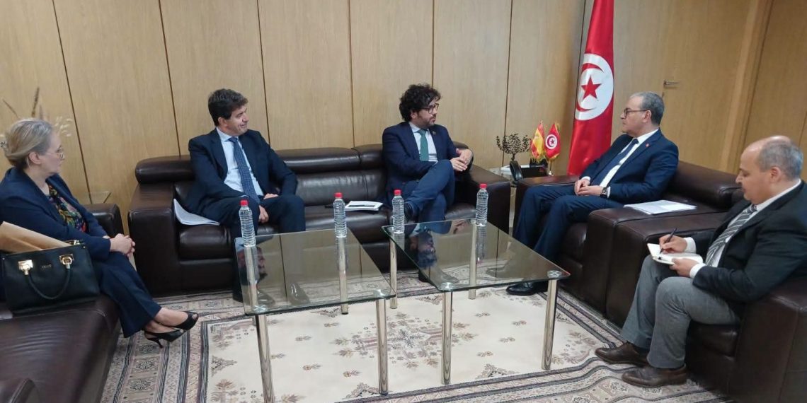 تونس وإسبانيا تبحثان تعزيز التعاون في البيئة والنجاعة الطاقية والتنمية الاجتماعية