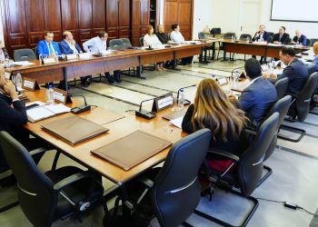 مجلس الغرف المشتركة: فتح حسابات بالعملة الأجنبية خطوة إيجابية نحو مزيد تحرير المعاملات المالية