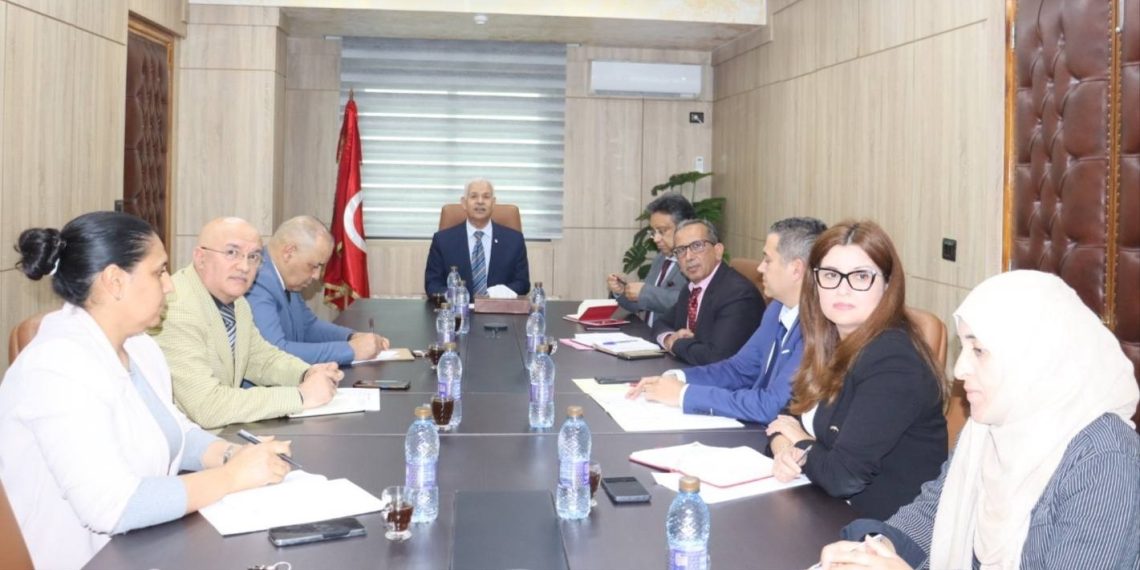 وزير التجارة يدعو التمثيليات التجارية بالبلدان العربية إلى متابعة المستجدات بالمنطقة