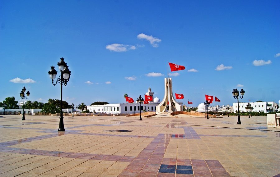 صيانة ساحة القصبة مقترح تحت الدرس