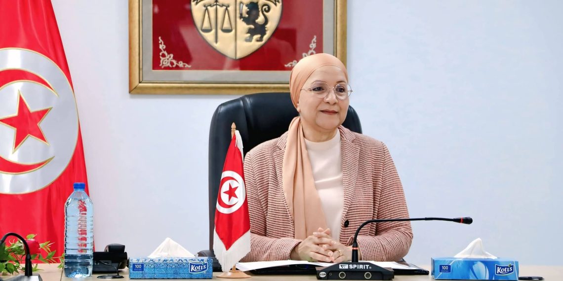 وزيرة العدل تدعو لتحسين أداء ميزانية الوزارة وحسن إدارة الإنفاق العمومي