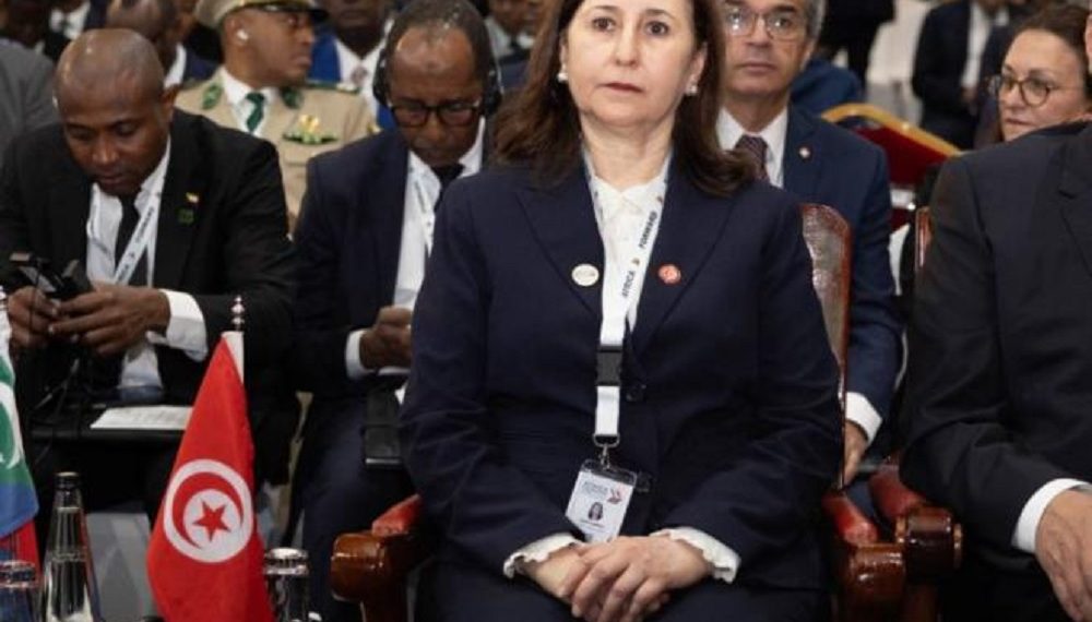 رئيسة الحكومة: “تونس انخرطت في عملية تحول عميقة لتعزيز السيادة الصحية”