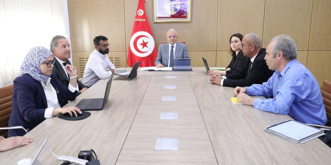 جلسة عمل بين وزارة الصحّة و مسؤولي شركة Tenshi لمتابعة مشاريع تصنيع الأدوية