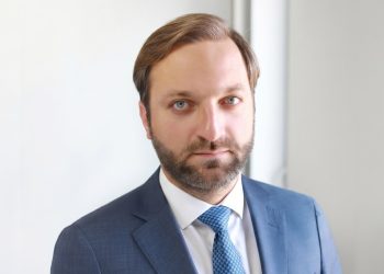 البنك الأوروبي لإعادة الإعمار والتنمية يُعيّن جورج أخالكاتسي رئيسا جديدا لمكتبه في تونس