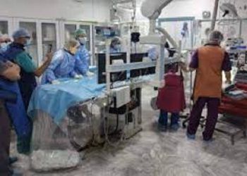 صفاقس: إجراء أول عملية زراعة جهاز تنظيم ضربات القلب دون أسلاك