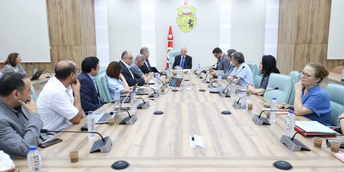 وزارة الصحة تشرع في تنفيذ التجربة الأولى لمنظومة التصريح الرقمي بالولادات