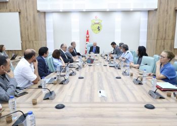 وزارة الصحة تشرع في تنفيذ التجربة الأولى لمنظومة التصريح الرقمي بالولادات