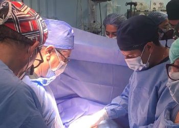 وزارة الصحة: نجاح أول عملية زرع كلى للأطفال بمستشفى البشير حمزة