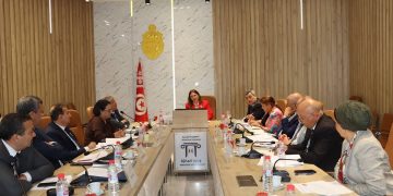 وزيرة الماليّة تدعو المؤسسات البنكيّة والماليّة إلى مواصلة دعم الميزانية