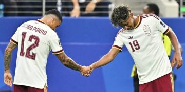 منتخب إسبانيا يقصي نظيره فرنسا ويبلغ النهائي