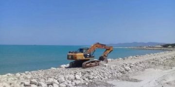 التمديد في أجل طلب أشغال العروض لحماية الشريط الساحلي من قمرت إلى قرطاج